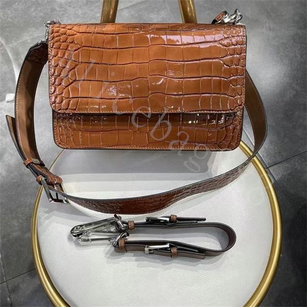 7a quality millionaire bags designer women handbags flap shoulder bag female stripe ladies brand handbag wallet luxury hand mother bag
7a quality millionaire bags designer women handbags flap shoulder bag female stripe ladies brand handbag wallet luxury hand mother bag