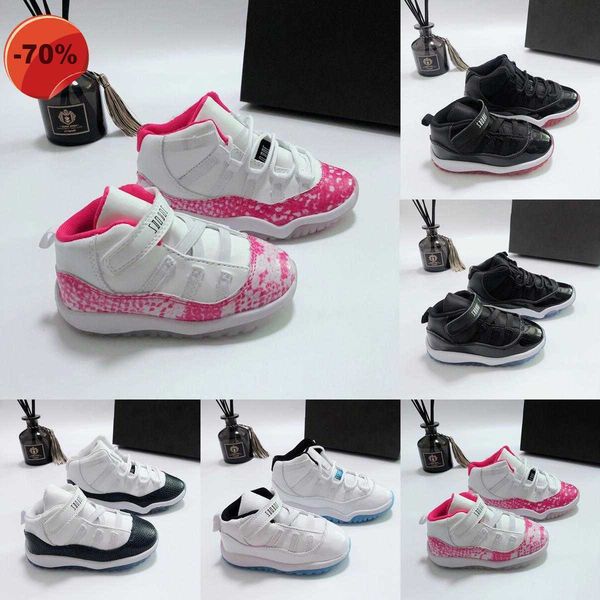 basketball children shoes night sneakers trainers blue prom low legend blue sports metallic silver 11 boy girl 11s gamma size eur 22-27
basketball children shoes night sneakers trainers blue prom low legend blue sports metallic silver 11 boy girl 11s gamma size eur 22-27