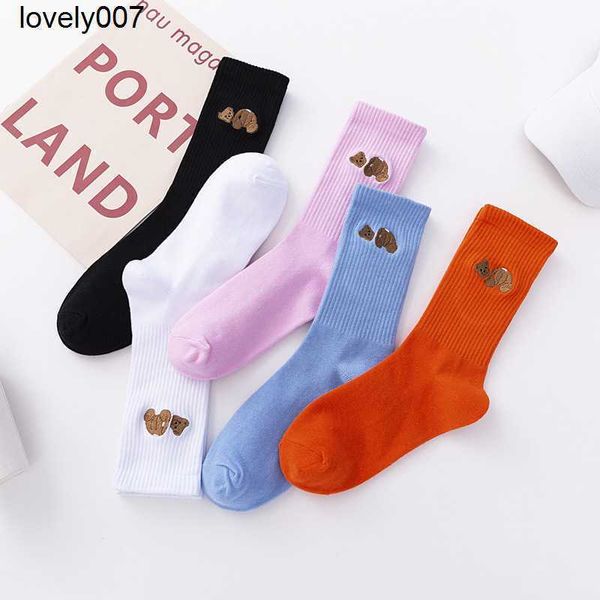 socks designer hosiery brand palms decapitated embroidered socks middle tube lovers socks, Black;white
socks designer hosiery brand palms decapitated embroidered socks middle tube lovers socks, Black;white