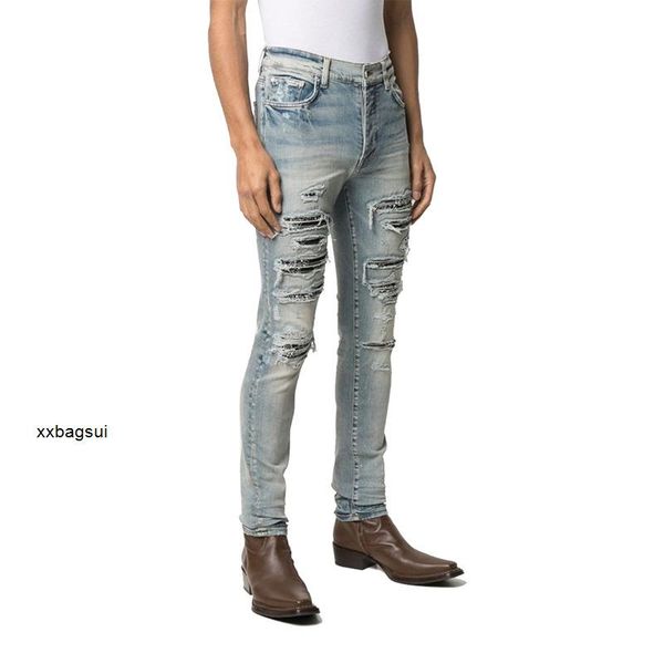 designer jeans representative amirs europe and america spring and summer cashew blossom distressed light blue hole jeans men's high str
designer jeans representative amirs europe and america spring and summer cashew blossom distressed light blue hole jeans men's high str