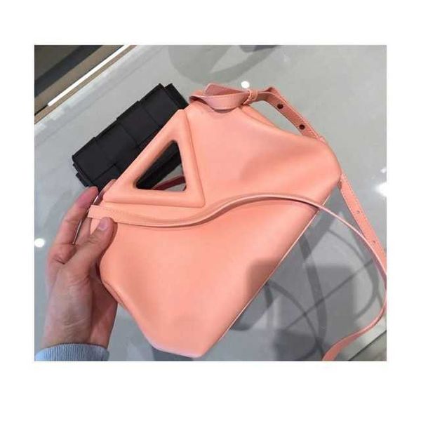 designer fashion bottess bag venetas 2022 new candy color inverted one shoulder messenger portable dumpling women have logo
designer fashion bottess bag venetas 2022 new candy color inverted one shoulder messenger portable dumpling women have logo