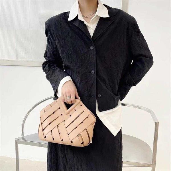 designer fashion bottess bag venetas woven women high sense capacity tote cab e basket hand have logo
designer fashion bottess bag venetas woven women high sense capacity tote cab e basket hand have logo