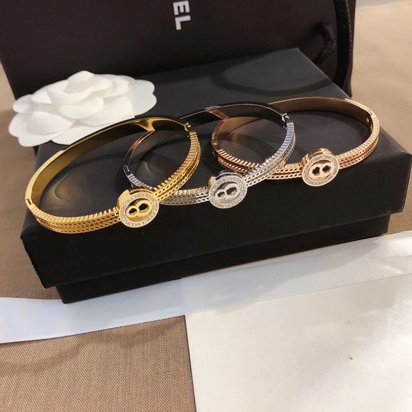 wedding prom jewelry bangle classic premium brand bracelet charm fashion new high-end design friendship bracelet stainless steel ladies styl, Black
wedding prom jewelry bangle classic premium brand bracelet charm fashion new high-end design friendship bracelet stainless steel ladies styl, Black
