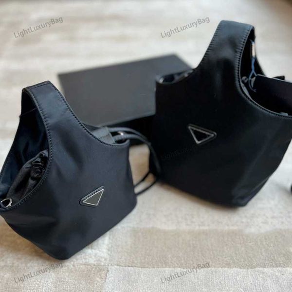 shoulder bag mini canvas convenient designer leather wallet quality crossbody for women classic famous brand shopping purses 220302
shoulder bag mini canvas convenient designer leather wallet quality crossbody for women classic famous brand shopping purses 220302