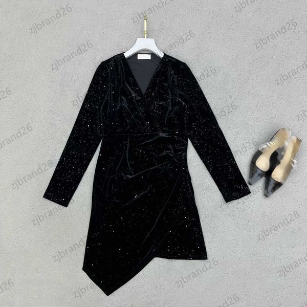 designer dress womens v-neck irregular pleated velvet dresses custom gold detachable brooch trim slim show thinmaxiskit high sense commute w, Black;gray
designer dress womens v-neck irregular pleated velvet dresses custom gold detachable brooch trim slim show thinmaxiskit high sense commute w, Black;gray