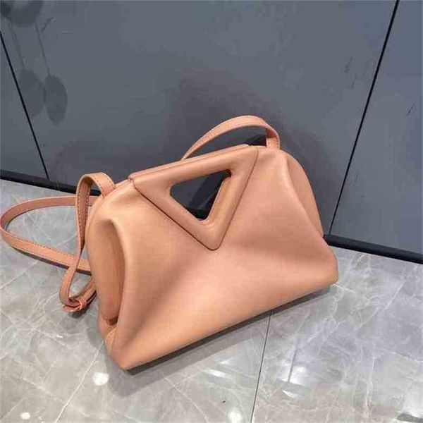 designer fashion bottess bag venetas cloud venetas inverted triangle clip dumpling niche candy color messengere oxe3 have logo
designer fashion bottess bag venetas cloud venetas inverted triangle clip dumpling niche candy color messengere oxe3 have logo