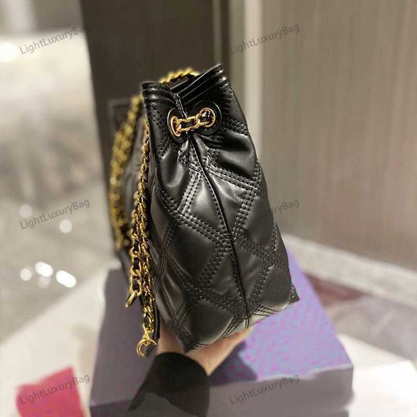 designer luxury women bag torys handbag tb fashion inclined shoulder bags versatile purses tories burchs totes large capacity saddle wallet
designer luxury women bag torys handbag tb fashion inclined shoulder bags versatile purses tories burchs totes large capacity saddle wallet