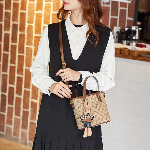 designer bag evening bag factory direct sales womens 2021 autumn and winter new pvc printed vegetable basket small bvj crossbody shoulder
designer bag evening bag factory direct sales womens 2021 autumn and winter new pvc printed vegetable basket small bvj crossbody shoulder