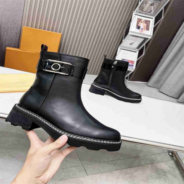 super mini boots louiseity fashion women decorative flat heel winter thick sole leather warm wool high heel snow viutonity 01--014, Black
super mini boots louiseity fashion women decorative flat heel winter thick sole leather warm wool high heel snow viutonity 01--014, Black