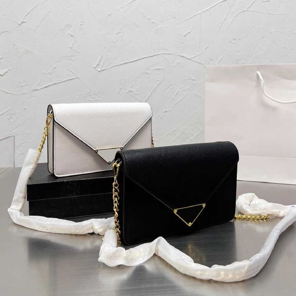 designer bag evening bag designers s chain shoulder crossbody handbag fashionable versatile classic envelope handbags wallet high-capacity
designer bag evening bag designers s chain shoulder crossbody handbag fashionable versatile classic envelope handbags wallet high-capacity