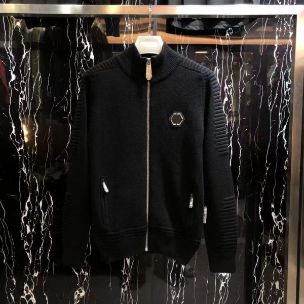 22ss sweater men's long-sleeved metal letters embroidered leather plein plan european fashion trend round neck pullover pp69, White;black
22ss sweater men's long-sleeved metal letters embroidered leather plein plan european fashion trend round neck pullover pp69, White;black