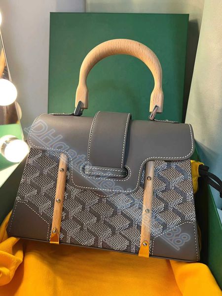 women's men with box goya bag real leather classic saigon tote wooden handle luxury designer handbag crossbody fashion pochette with
women's men with box goya bag real leather classic saigon tote wooden handle luxury designer handbag crossbody fashion pochette with