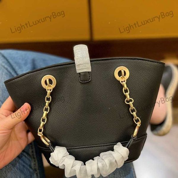 exquisite tote designer leather wallet wild fashion for women classic famous brand shopping purses 220201
exquisite tote designer leather wallet wild fashion for women classic famous brand shopping purses 220201