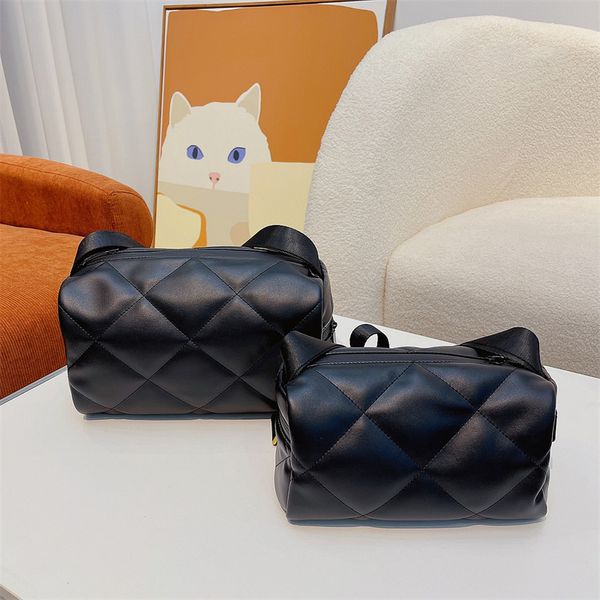 2022 luxury designer bags shoulder bag crossbody handbag underarm tote bag womens real leather top
2022 luxury designer bags shoulder bag crossbody handbag underarm tote bag womens real leather top
