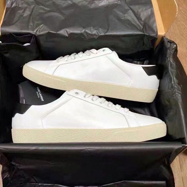 classic designer casual shoes fashion leather embroidery brand name small white shoes men's sneakers outdoor running shoes large size 3
classic designer casual shoes fashion leather embroidery brand name small white shoes men's sneakers outdoor running shoes large size 3