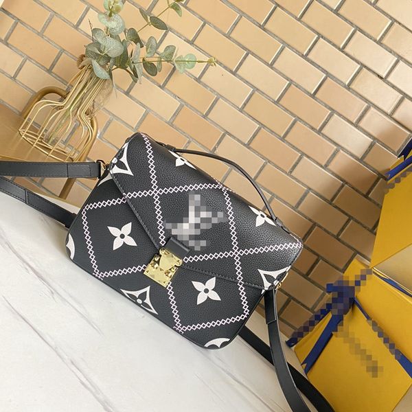 middle size designers shopping bags shoulder totes purses wallets womens women handbags t001
middle size designers shopping bags shoulder totes purses wallets womens women handbags t001