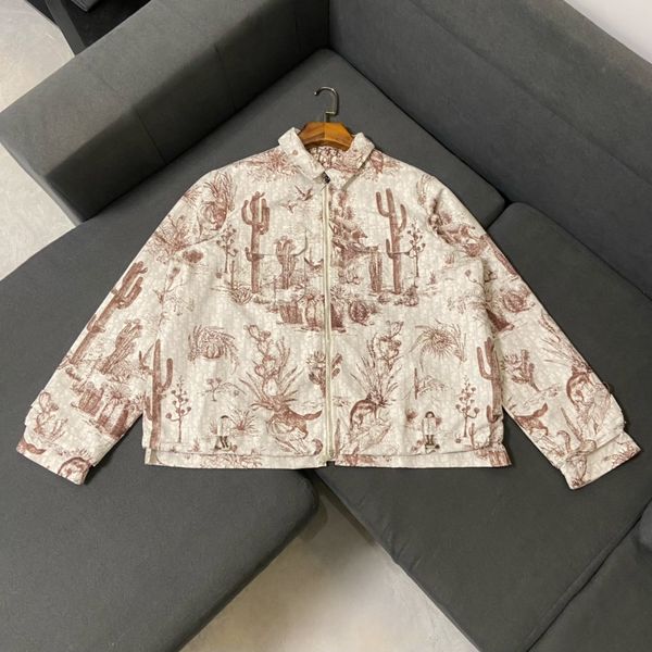 new mens fashion jacket high tech windbreak material exquisite cactus print design trench coat luxury designer jacket, Black;brown
new mens fashion jacket high tech windbreak material exquisite cactus print design trench coat luxury designer jacket, Black;brown