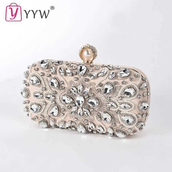 womencrystal pearl clutch purse luxury handbag embroidery evening wedding for bridal shoulder bag
womencrystal pearl clutch purse luxury handbag embroidery evening wedding for bridal shoulder bag