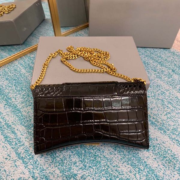 designer bags high-quality genuine leather handbags metal chain handbag crossbody bag hourglass
designer bags high-quality genuine leather handbags metal chain handbag crossbody bag hourglass