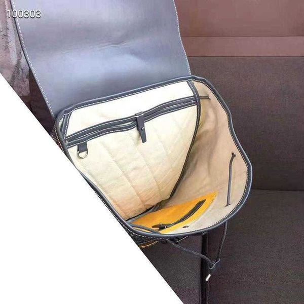 luxury designer bags men and women casual soft leather mini shoulder backpack 2023 new style trend school trip bag factory direct sales low
luxury designer bags men and women casual soft leather mini shoulder backpack 2023 new style trend school trip bag factory direct sales low