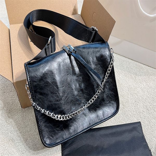 a5 2022 luxury designer shoulder bag crossbody handbag underarm tote bags womens real leather wallet on chain square
a5 2022 luxury designer shoulder bag crossbody handbag underarm tote bags womens real leather wallet on chain square