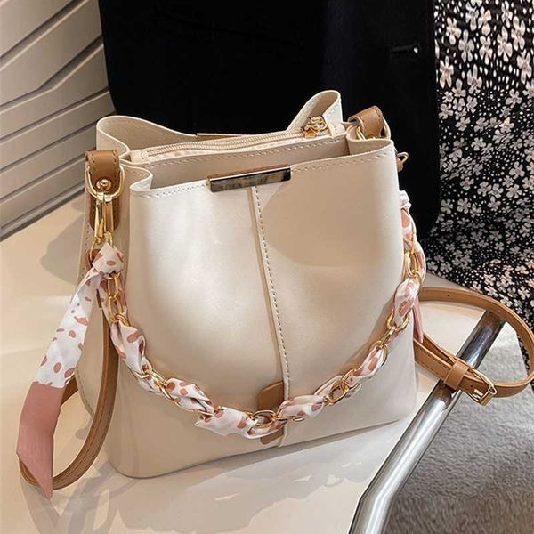 fashion bucket crossbody bags for women large capacity shoulder womenbag handle 2022 luxury designer chain female handbag
fashion bucket crossbody bags for women large capacity shoulder womenbag handle 2022 luxury designer chain female handbag