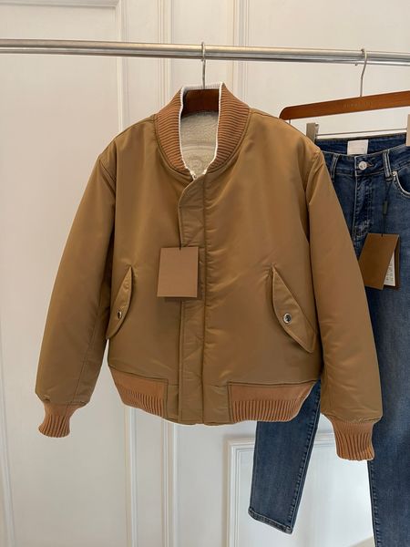 winter luxury brand mens short jacket highquality technology windproof material fashion double sided coat r casual jacket, Black;brown
winter luxury brand mens short jacket highquality technology windproof material fashion double sided coat r casual jacket, Black;brown