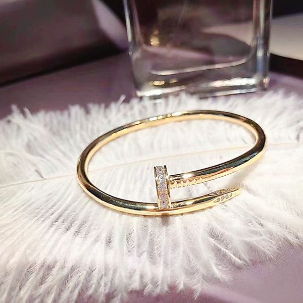 fashion nail bangle jewelry designer women's bracelet 18k gold couple cuff 316l stainless steel factory wholesale and retail, Black
fashion nail bangle jewelry designer women's bracelet 18k gold couple cuff 316l stainless steel factory wholesale and retail, Black