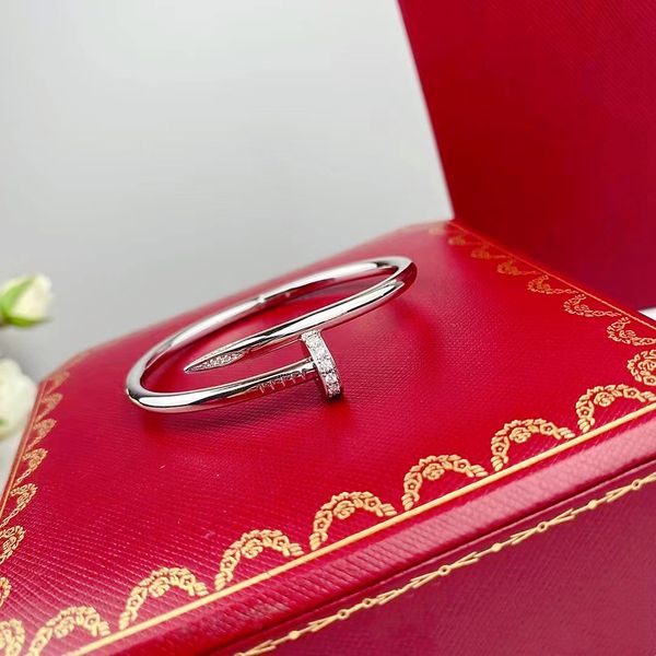 18k gold nail bangle european and american charm bracelet classic designer wedding love gift 316l stainless steel jewelry factory, Black
18k gold nail bangle european and american charm bracelet classic designer wedding love gift 316l stainless steel jewelry factory, Black