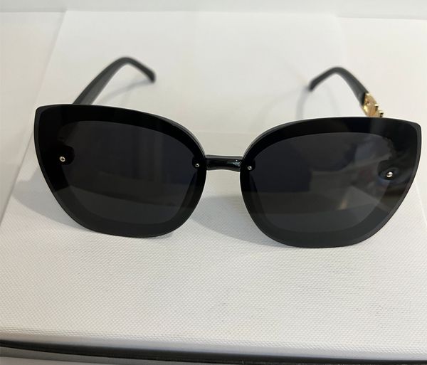 luxury sunglasses rimless thin metal frame crystal detailing vintage 548 polaroid lens designer womens mens goggle senior eyewear for women, White;black
luxury sunglasses rimless thin metal frame crystal detailing vintage 548 polaroid lens designer womens mens goggle senior eyewear for women, White;black