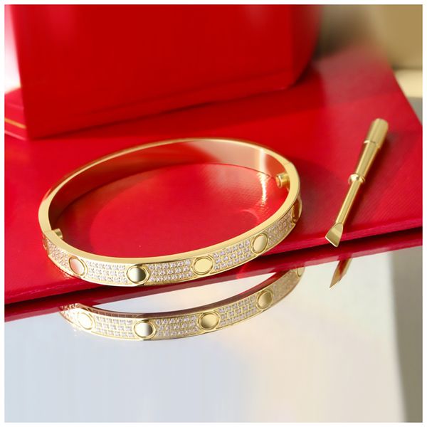 Love Bracelet Carti Bracelets Gold Bangle Braclets Designer Freundschaftsarmband Ice Out Bangles Mens Braclet Pulsera Plata Hombre Bracciale Uomo
Love Bracelet Carti Bracelets Gold Bangle Braclets Designer Freundschaftsarmband Ice Out Bangles Mens Braclet Pulsera Plata Hombre Bracciale Uomo