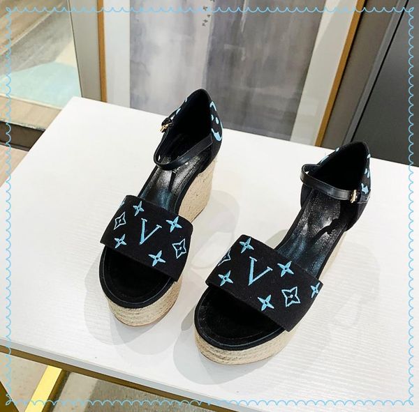 2021ss luxury classic women shoes catwalk style sandals arrived european station fashion matching spring and fall sales with cbd, Black
2021ss luxury classic women shoes catwalk style sandals arrived european station fashion matching spring and fall sales with cbd, Black
