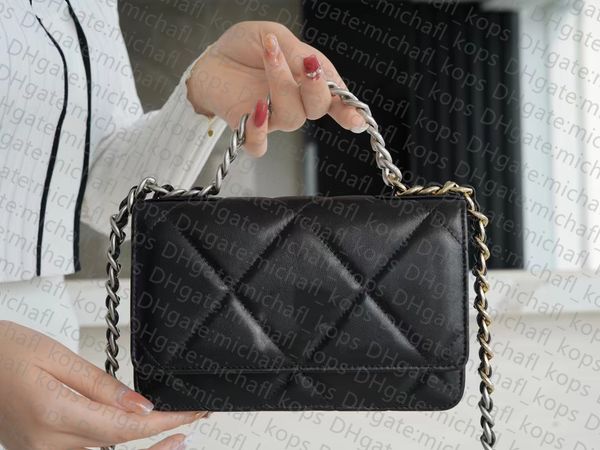 10a 19bag women bag single shoulder bag new suede lace official original chain luxury designer brand diagonal
10a 19bag women bag single shoulder bag new suede lace official original chain luxury designer brand diagonal