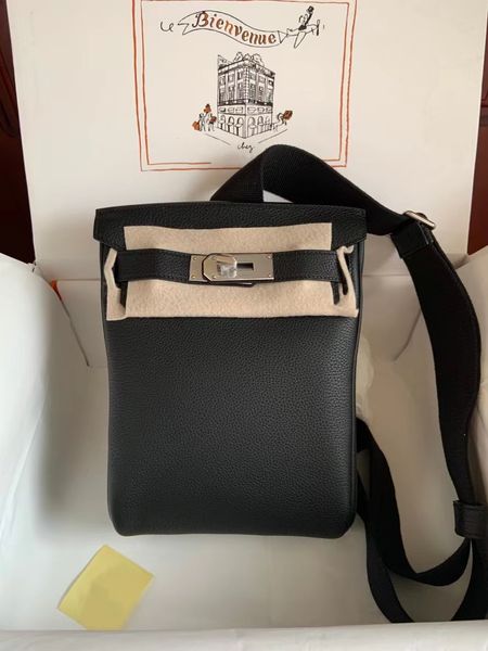 brand luxury women's shoulder bag h home classic designer breast bags for men new handmade wax line casual handbag niche leather fashio
brand luxury women's shoulder bag h home classic designer breast bags for men new handmade wax line casual handbag niche leather fashio