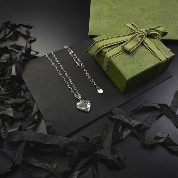 new luxury necklace double g fashion charm jewelry flower bird peach heart round necklaces designer ladies silver pendant
new luxury necklace double g fashion charm jewelry flower bird peach heart round necklaces designer ladies silver pendant