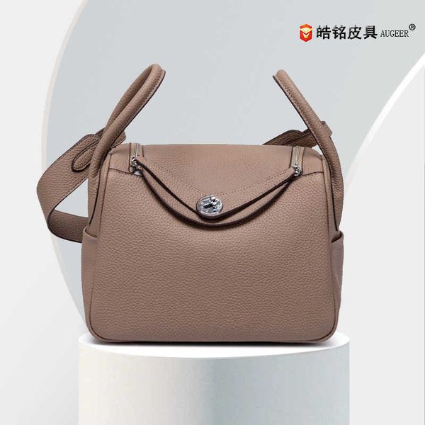 designer luxury women bags kelys herme high version women's fashion trend handbag hand sewn wax thread single shoulder birkins large ca
designer luxury women bags kelys herme high version women's fashion trend handbag hand sewn wax thread single shoulder birkins large ca