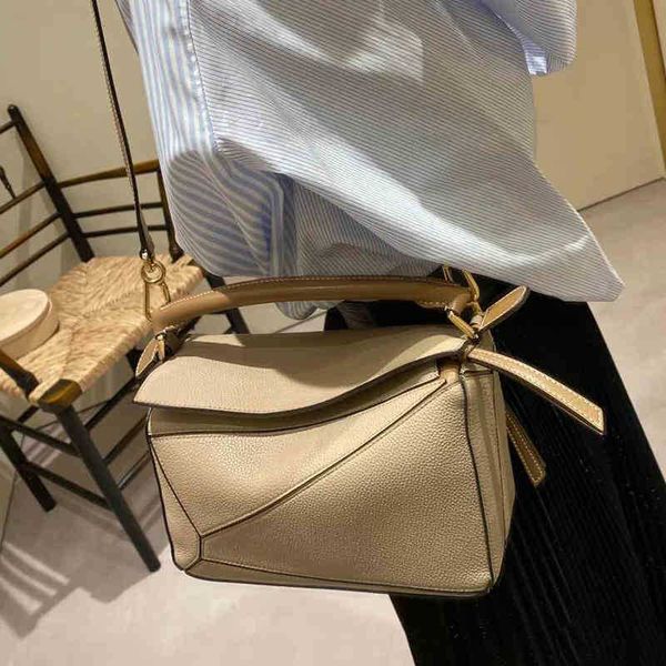 designer luxury women bag lowe handbags totes womens crossbody loulous puzzle handbag loweitys 5acubi shoulder fashion capacity versatile ba
designer luxury women bag lowe handbags totes womens crossbody loulous puzzle handbag loweitys 5acubi shoulder fashion capacity versatile ba