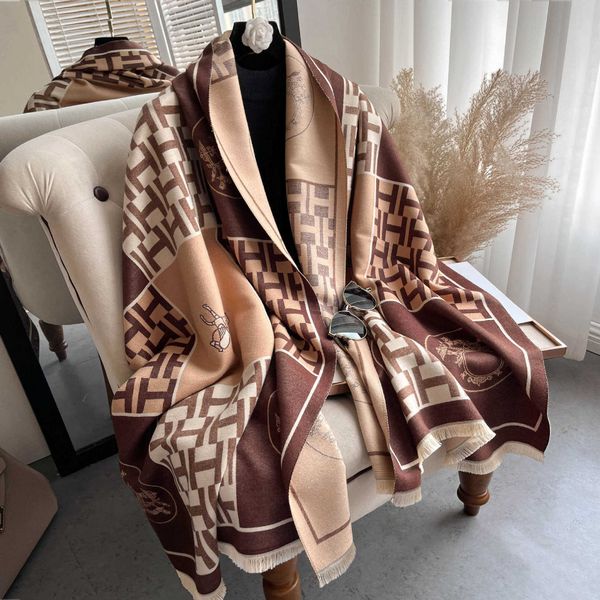 classic scarf the same h letter printed cashmere scarf as the original one women's winter carriage warm imitation shawl is popular, Blue;gray
classic scarf the same h letter printed cashmere scarf as the original one women's winter carriage warm imitation shawl is popular, Blue;gray