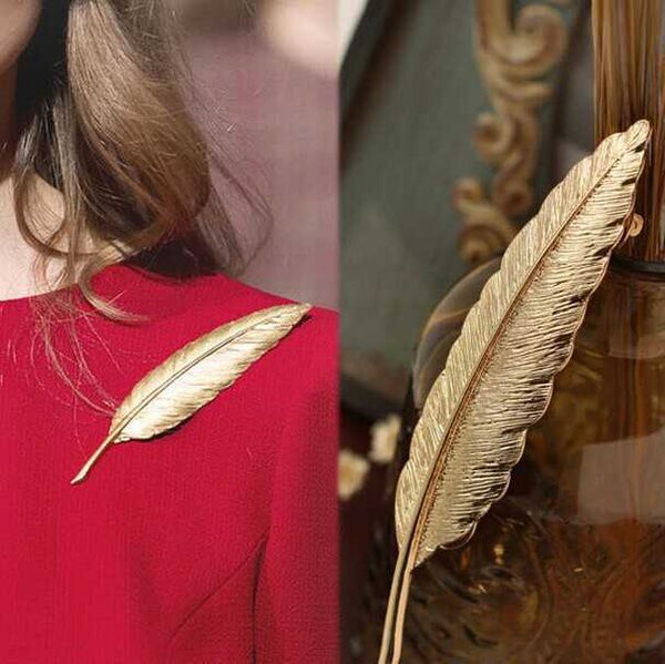 pins brooches juchao golden feaer leaf brooch men women cloing accessories halloween anime jewelry l221024, Gray
pins brooches juchao golden feaer leaf brooch men women cloing accessories halloween anime jewelry l221024, Gray
