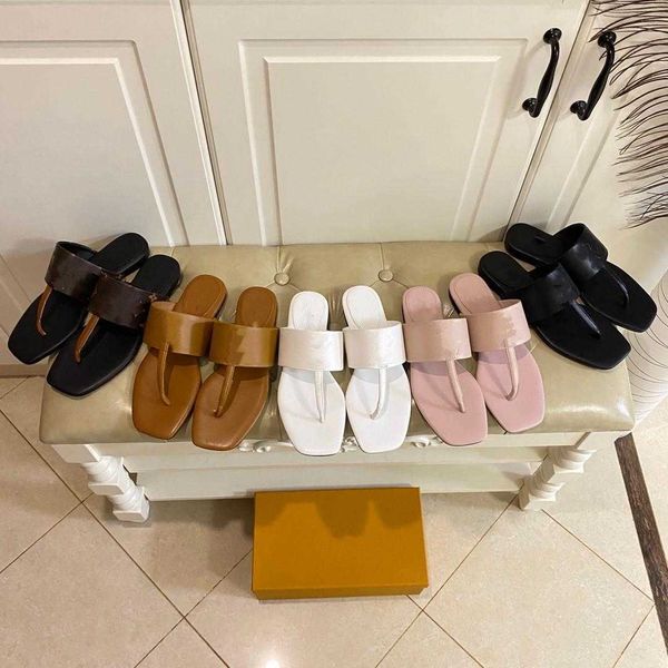 basketball shoes flip flops designer sandals women slippers summer rubber bottom shoe beach slides letter flat heel metal button lazy lady l
basketball shoes flip flops designer sandals women slippers summer rubber bottom shoe beach slides letter flat heel metal button lazy lady l