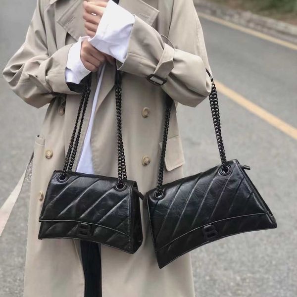 designer luxury womens bag balencigas handbag b-shaped paris single shoulder messenger fashion square gift shoulder oblique span versatile h
designer luxury womens bag balencigas handbag b-shaped paris single shoulder messenger fashion square gift shoulder oblique span versatile h
