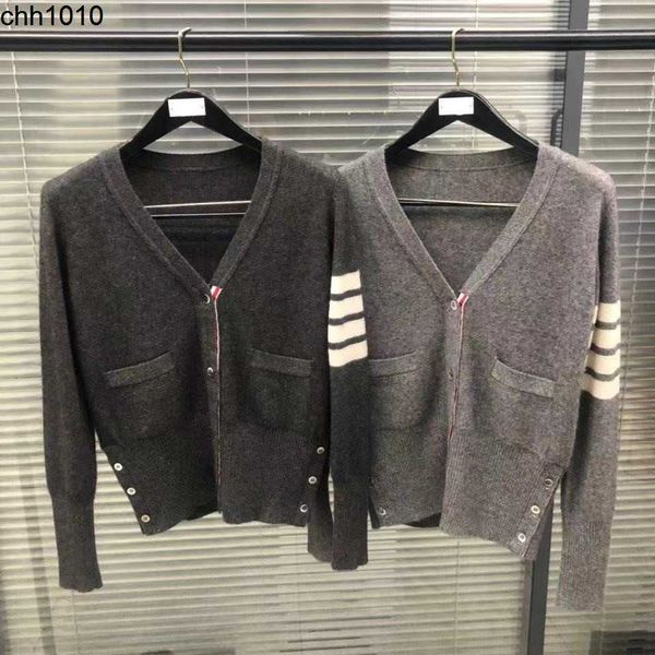 designer tb wool cardigan men's and women's couple's black white's sweater slim fit v-neck sweater jacket, White;black
designer tb wool cardigan men's and women's couple's black white's sweater slim fit v-neck sweater jacket, White;black