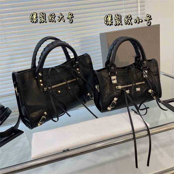 family luxurys handbags designer balenciga locomotive bag classic rivet tassel single shoulder messenger handbagluxury fashion
family luxurys handbags designer balenciga locomotive bag classic rivet tassel single shoulder messenger handbagluxury fashion