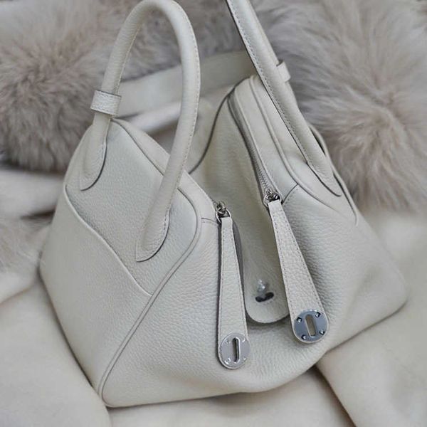 designer luxury women bags kelys herme high version women's fashion trend handbag hand sewn wax thread single shoulder birkins large ca
designer luxury women bags kelys herme high version women's fashion trend handbag hand sewn wax thread single shoulder birkins large ca