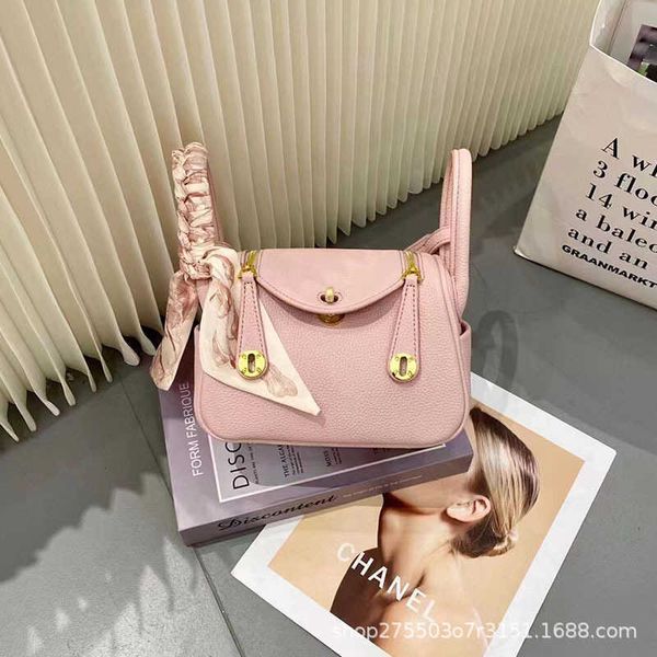 designer luxury women bags kelys herme high version women's fashion trend handbag hand sewn wax thread single shoulder birkins large ca
designer luxury women bags kelys herme high version women's fashion trend handbag hand sewn wax thread single shoulder birkins large ca