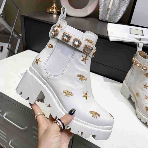 boot ankle boots box shoes fashion ladies sylvie series ribbon decorated leathers women embroidered leather band r luxury, Black
boot ankle boots box shoes fashion ladies sylvie series ribbon decorated leathers women embroidered leather band r luxury, Black