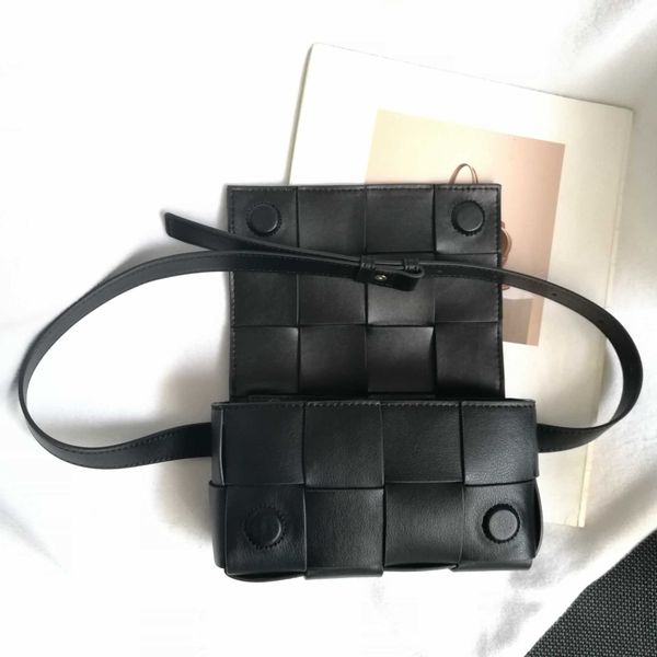 shoulder bags fashion small women chest cow leather ladies flap box weave waist belt colorful chain purse 221024
shoulder bags fashion small women chest cow leather ladies flap box weave waist belt colorful chain purse 221024