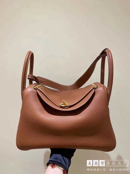 designer luxury women bags kelys herme high version women's fashion trend handbag hand sewn wax thread single shoulder birkins large ca
designer luxury women bags kelys herme high version women's fashion trend handbag hand sewn wax thread single shoulder birkins large ca
