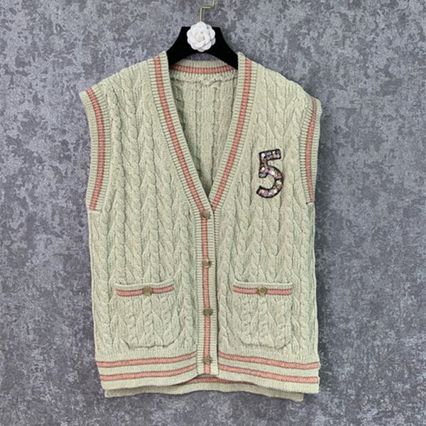 1012 2022 autumn sweaters women's v neck pink cardigan brand same style women's qianli, White;black
1012 2022 autumn sweaters women's v neck pink cardigan brand same style women's qianli, White;black