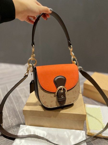lq outdoor sports bag solid color messenger bags fitness jogging tabby shoulder leather bag handbag
lq outdoor sports bag solid color messenger bags fitness jogging tabby shoulder leather bag handbag